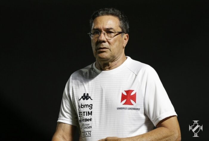 Vanderlei Luxemburgo - Em seu retorno ao Vasco, o experiente treinador estreou contra o Atlético Goianiense pelo Campeonato Brasileiro 2020. O jogo terminou empatado em 0 a 0. No fim da competição, o time foi rebaixado para a Série B do Brasileirão. 