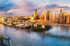 O Comitê Olímpico Internacional anunciou que a cidade de Brisbane, na Austrália, será a sede da Olimpíada de 2032. Antes, o evento será realizado em Paris (França) em 2024 e Los Angeles (Estados Unidos) em 2028. 