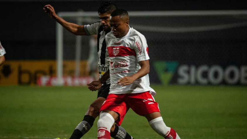 CRB: Sobe – O técnico Alan Aal foi o grande destaque do time alagoano. Seu time pouco fez no primeiro tempo, mas as substituições no intervalo logo resultaram no gol de empate. A mudança de postura acarretada pelas substituições resultou na virada. / Desce – O time alagoano pouco fez no primeiro tempo e isso poderia ter custado mais gols, caso o Botafogo tivesse aproveitado.  