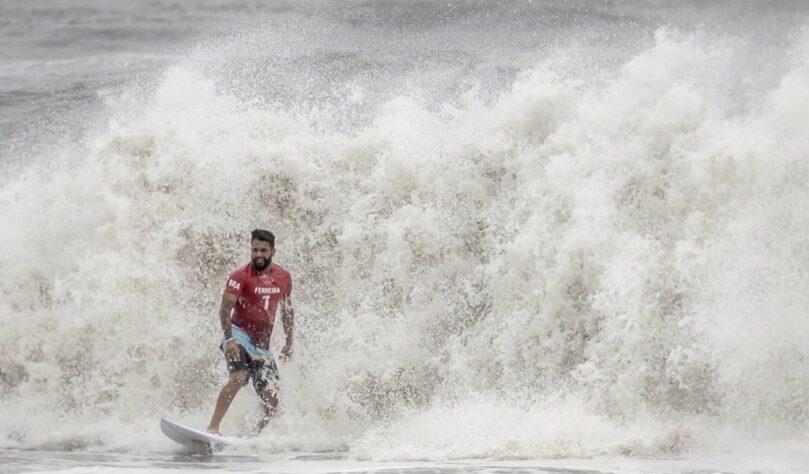 Foi vice-campeão no Moche Rip Curl pro Portugal 2015, e conquistou o título simbólico de melhor estreante do ano