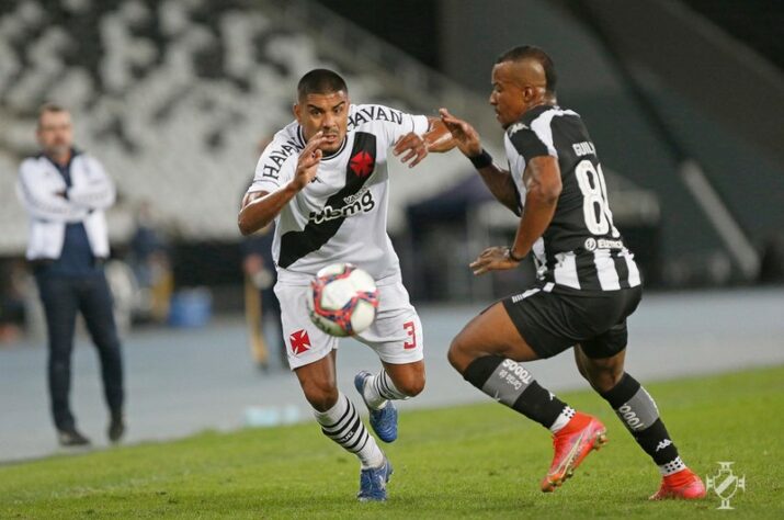 No Nilton Santos, o Vasco perdeu o clássico para o Botafogo por 2 a 0 com gols de Chay e Diego Gonçalves e ficou mais distante do G4 da Série B do Brasileirão. Com o revés, o  Gigante da Colina foi ultrapassado pelo rival na tabela e permaneceu com 22 pontos a 4 do G4 da competição.Confira as notas dos jogadores vascaínos (Por Felipe Melo - felipeeduardo@lancenet.com.br).