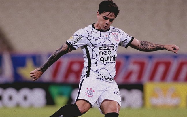 3º - Fagner - 9 gols pelo Corinthians em 220 jogos na Neo Química Arena