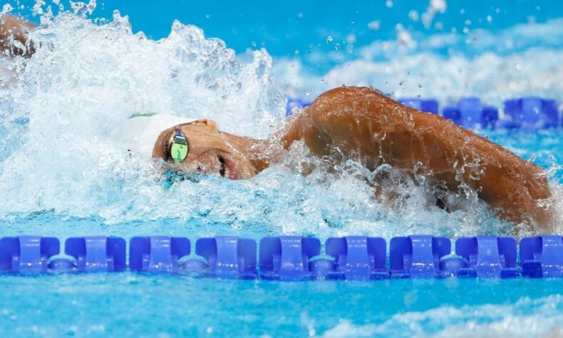 Após garantir a vaga na semifinal dos 100m peito, o brasileiro Felipe Lima foi eliminado e não conseguiu chegar à final da categoria. 