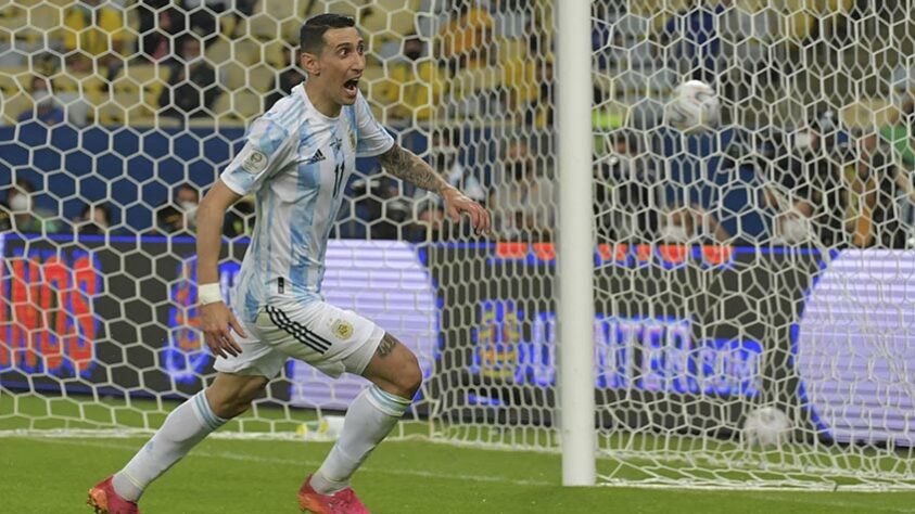 A espera chegou ao fim! Após 28 anos, a Argentina é novamente campeã da Copa América. Com gol de Di Maria, os argentinos venceram o Brasil por 1 a 0, no Maracanã. Confira as notas do LANCE!. (Por Rodrigo da Costa - futinter@lancenet.com.br)