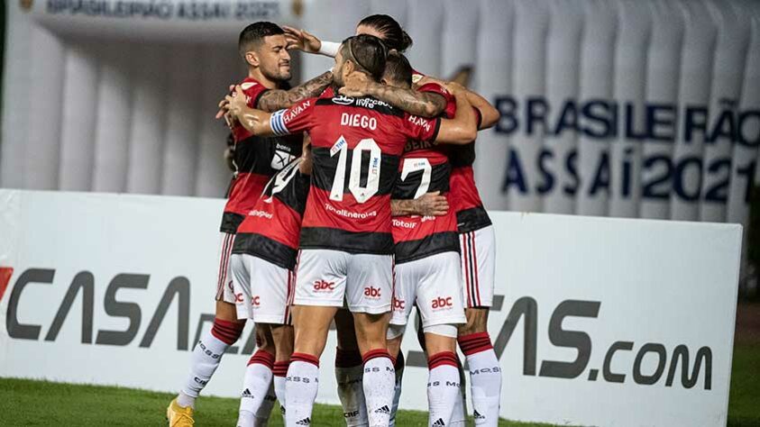 O Flamengo não tomou conhecimento do Bahia neste domingo, no Pituaçu. Sem dar brechas para o adversário, o Rubro-Negro saiu de campo com uma vitória por 5 a 0, em jogo válido pela décima-segunda rodada do Brasileirão. Veja as notas do LANCE!. Por Vinícius Faustini (faustini@lancenet.com.br)