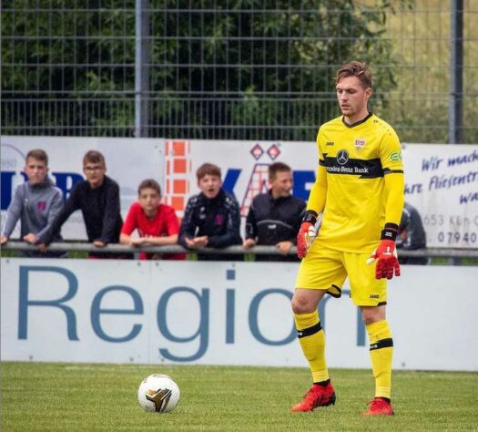 Florian Muller - Posição: Goleiro - Idade: 23 anos - Clube: Stuttgart