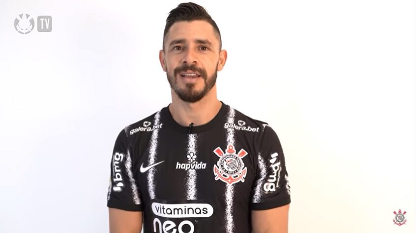 Giuliano - Clube atual: Corinthians - Clube anterior: Basaksehir FK (Turquia) - Posição: Meia - Idade: 31 anos