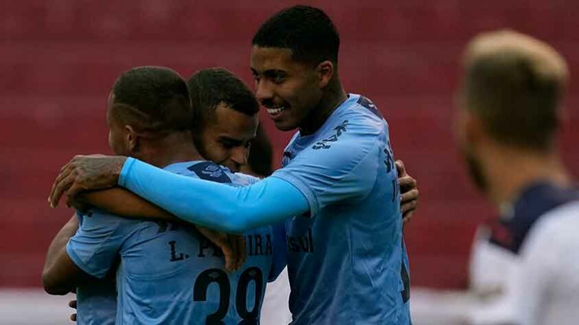 19º colocado – Grêmio (6 pontos) – 10 jogos / 0.034% de chances de título; 2.5% para vaga na Libertadores (G6); 53.9% de chances de rebaixamento.