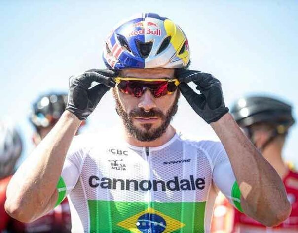 Henrique Avancini, favorito ao ouro, e Luiz Henrique Cocuzzi vão tentar medalha no cross country, categoria do ciclismo mountain bike, a partir das 3h. 