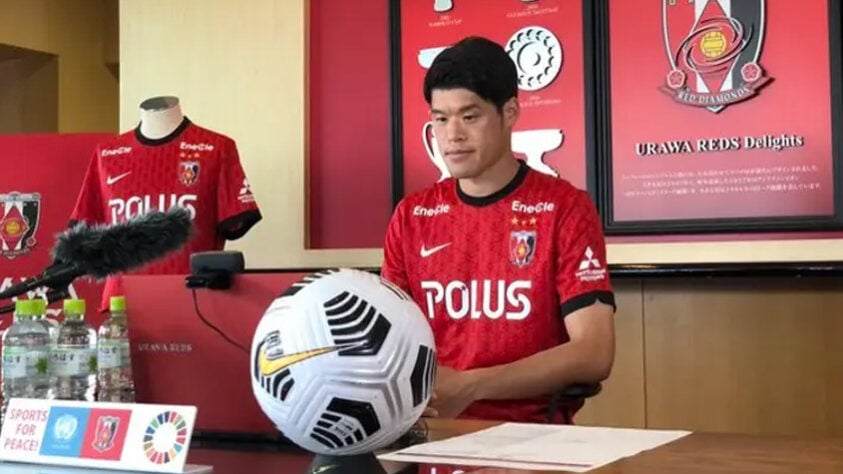 Hiroki Sakai - Clube: Urawa Red Diamonds - Seleção: Japão - Posição: Lateral-direito - Idade: 31 anos - Valor segundo o Transfermarkt: 4 milhões de euros (aproximadamente R$ 24,18 milhões)