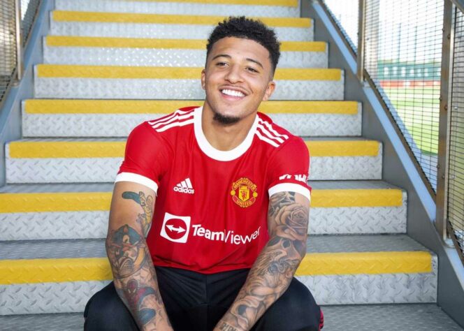 7º - Jadon Sancho (ING) - ponta esquerda - Transferência: Borussia Dortmund >>> Manchester United (2021) - Valor pago: 85 milhões de euros (R$ 464,36 milhões) 