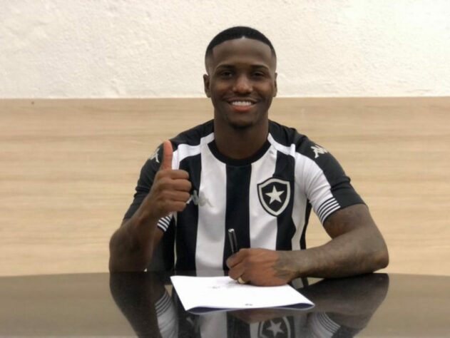 FECHADO - A possível estreia de Jonathan pelo Botafogo, agora, depende apenas de Enderson Moreira. O lateral-esquerdo foi regularizado e teve o nome publicado no BID (Boletim Informativo Diário) da CBF. Desta forma, ele está liberado para entrar em campo.