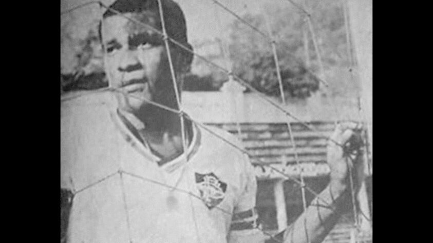 19º- Oliveira (1966 - 1973) - 346 jogos com a camisa do Fluminense.