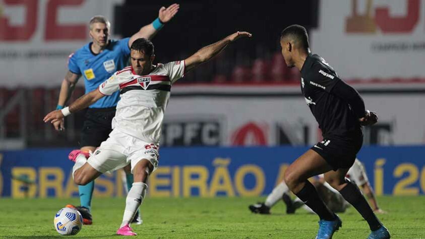 Onde assistir Red Bull Bragantino x São Paulo na TV: TV Globo e Premiere