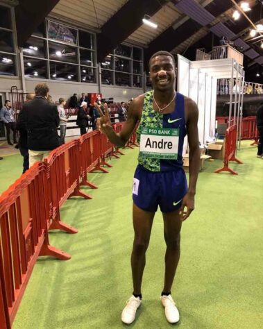 Thiago André participa das qualificações dos 800m, às 21h50. 