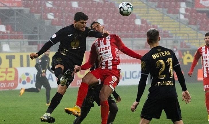 ESQUENTOU - Considerado um dos principais zagueiros do futebol romeno, Yuri Matias pode estar perto de mudar de ares nos próximos meses. De acordo com o 'ProSport', o zagueiro brasileiro entrou no radar do Steaua Bucareste, maior vencedor do país, para a próxima janela europeia. O defensor tem contrato com o Gaz Metan até 30 de junho de 2023. Na última temporada, Yuri Matias também despertou as atenções do CFR Cluj, heptacampeão romeno, porém não houve um acordo entre as equipes.