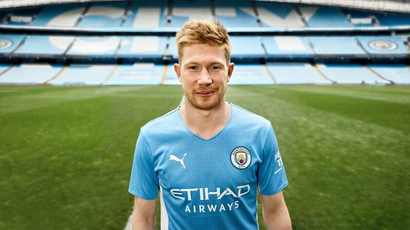 1º - Manchester City - Valor do elenco segundo o Transfermarkt: 1,06 bilhões de euros (aproximadamente R$ 6,49 bilhões).