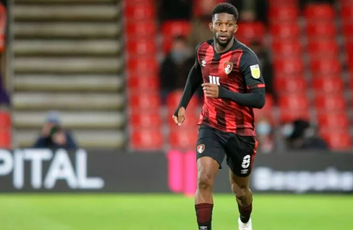 Jefferson Lerma - 26 anos - Volante - Clube: Bournemouth - País: Colômbia - Contrato até: 30/06/2023