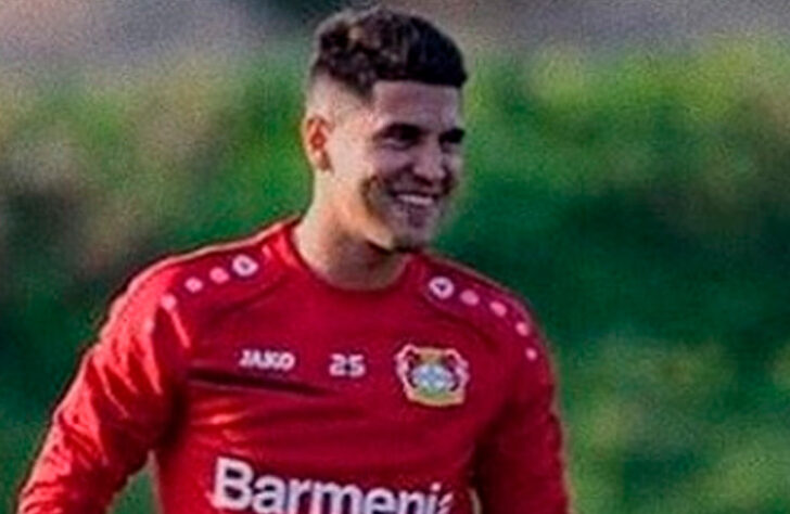 Exequiel Palacios - 22 anos - Meia - Clube: Bayer Leverkusen - País: Argentina - Contrato até: 30/06/2025
