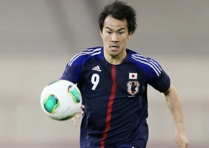 Japão: Shinji Okazaki - Atacante (52 gols em 123 jogos entre 2008 e 2022) / Jogou nas Copas do Mundo de 2010 e 2014. 