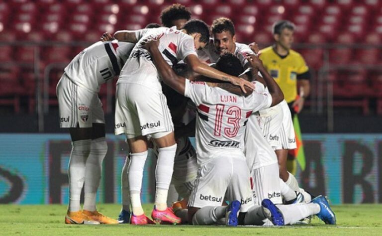 25/02/2021 - São Paulo 2 x 1 Flamengo (Morumbi) - Campeonato Brasileiro 2020
