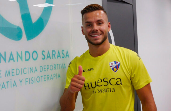 Goleiro: Álvaro Fernández - Idade: 23 anos - Clube: Huesca - Situação na equipe olímpica: reserva - Valor de mercado segundo o Transfermarkt: 4 milhões de euros (aproximadamente 24,59 milhões de reais).