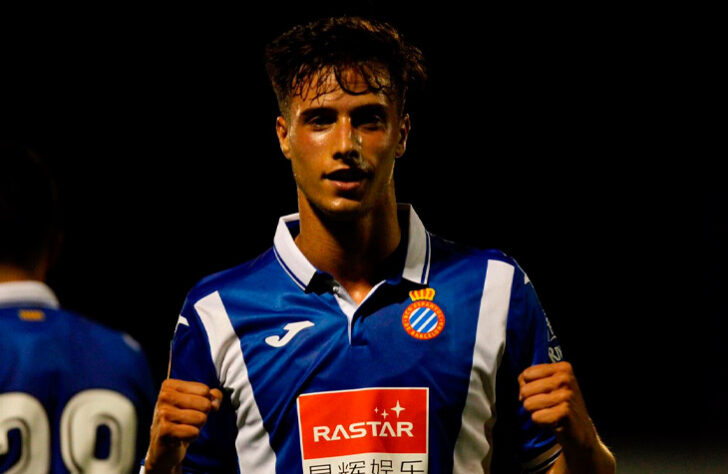 Atacante: Javi Puado - Idade: 23 anos - Clube: Espanyol - Situação na equipe olímpica: reserva - Valor de mercado segundo o Transfermarkt: 6 milhões de euros (aproximadamente 36,89 milhões de reais).