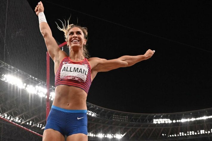 ATLETISMO - A americana Valarie Allman conquistou a medalha de ouro no lançamento de disco. 