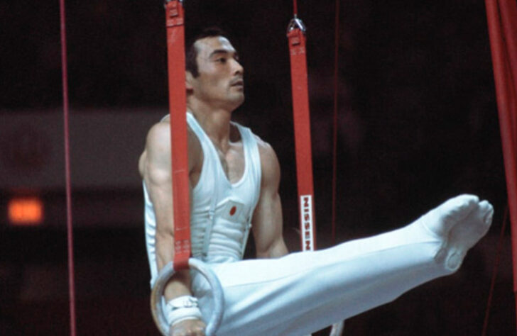 8º lugar: Família Tsukahara (Japão) - 10 medalhas, 6 de ouro - 1968 a 2004 – Ginástica / Foto: Mitsuo Tsukahara.