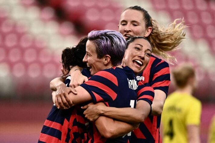 FUTEBOL FEMININO - Os Estados Unidos venceram a Austrália por 4 a 3 e conquistaram a medalha de bronze no futebol feminino. Megan Rapinoe foi o destaque da partida com direito a um gol olímpico. 