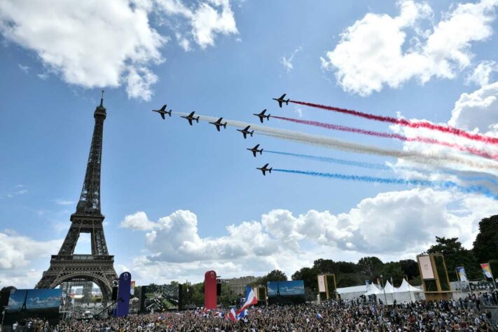 CERIMÔNIA DE ENCERRAMENTO - Festa em Paris. Até 2024!