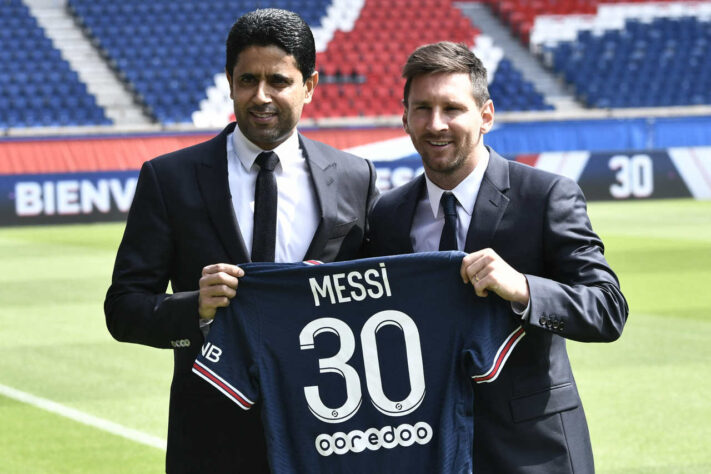 Apresentação de Lionel Messi no Paris Saint-Germain. Messi foi ao gramado do Parque dos Príncipes para fotos.