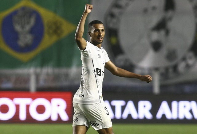 O Santos venceu o Libertad por 2 a 1, na Vila Belmiro nesta quinta-feira, com gol no último minuto, e largou na frente nas quartas de final da Copa Sul-Americana. Lucas Braga, com grandes jogadas, foi o destaque da partida. Confira as notas do Peixe no LANCE! (por Diário do Peixe)