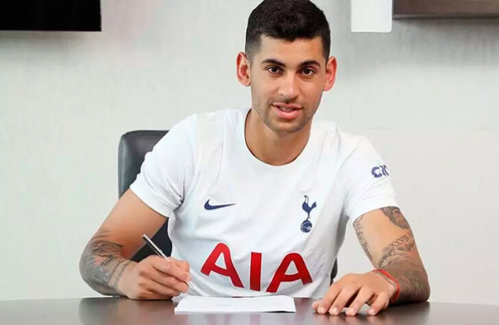 16º lugar: Cristian Romero (zagueiro - argentino - 24 anos) - da Atalanta (ITA) para o Tottenham (ING) por 50 milhões de euros (R$ 261,1 milhões)