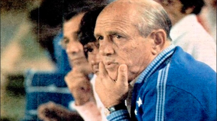 Zezé Moreira: 3 semifinais - Nacional-URU (1964 e 1969) e Cruzeiro (1976).