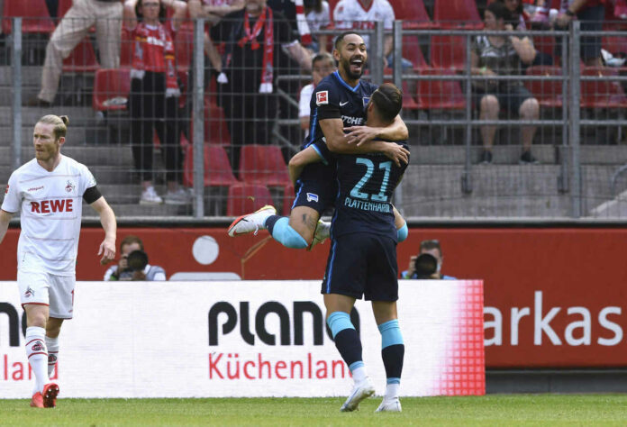 ESQUENTOU - O atacante Matheus Cunha está cada dia mais próximo de se tornar jogador do Atlético de Madrid. Segundo a "Sky Sports" da Alemanha, há um acordo entre as equipes pela transferência do jogador por cerca de 30 milhões de euros (R$ 190 milhões) e bônus, embora ainda não tenha nenhum contrato assinado. E após a vitória do Atlético de Madrid contra o Elche por 1 a 0 no último domingo, Diego Simeone pediu a contratação de um camisa nove.