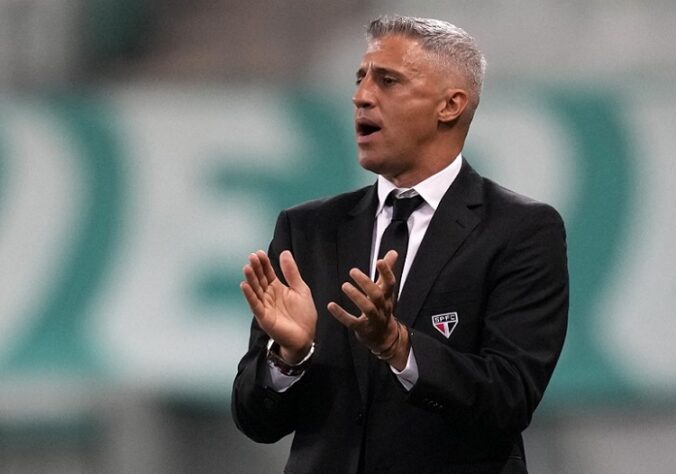 MELOU - Após demitir Pablo Montero, o San Lorenzo procurou Hernán Crespo, ex-técnico do São Paulo. Contudo, o argentino recusou o convite para assumir o Ciclón. De acordo com informações apuradas pelo “Futebol Latino”, Crespo quer aproveitar o resto do ano com sua família e não pretende assumir nenhum outro clube.