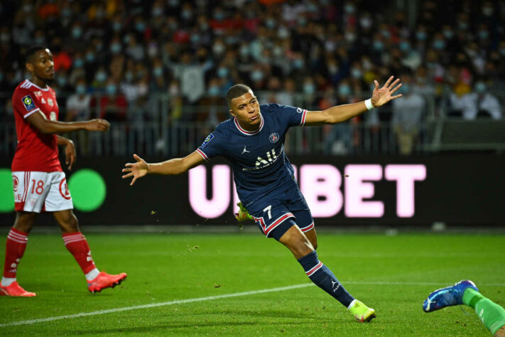 Kylian Mbappé (atacante / 23 anos / Paris Saint-Germain) - valor de mercado: 160 milhões de euros (R$ 1 bilhão)