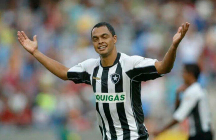 19 - Dodô (1995 - 2010): 96 gols e 196 jogos.