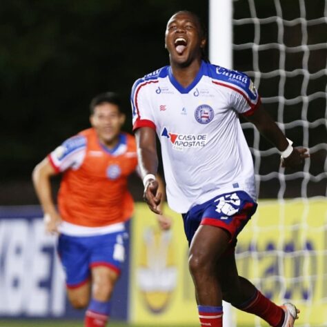 Hugo Rodallega (colombiano - atacante - Bahia - 30/06/2022) - 36 anos 