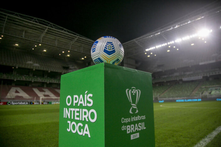 Os clubes que estão na disputa da Libertadores e outros classificados via competições nacionais vão entrar já na terceira fase da Copa do Brasil: América-MG, Athletico-PR, Atlético-MG, Corinthians, Flamengo, Fluminense, Fortaleza, Palmeiras, Red Bull Bragantino, Bahia (campeão da Copa do Nordeste), Remo (campeão da Copa Verde) e o Botafogo (campeão da Série B).