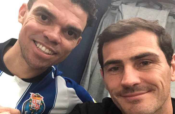 Iker Casillas e Pepe: jogaram juntos no Real Madrid e no Porto.