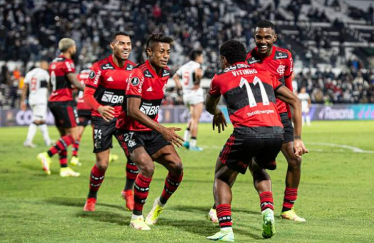 5º colocado - FLAMENGO (27 pontos) - 14 jogos - Título: 9,6% - G6: 57,9% - Rebaixamento: 0,33%