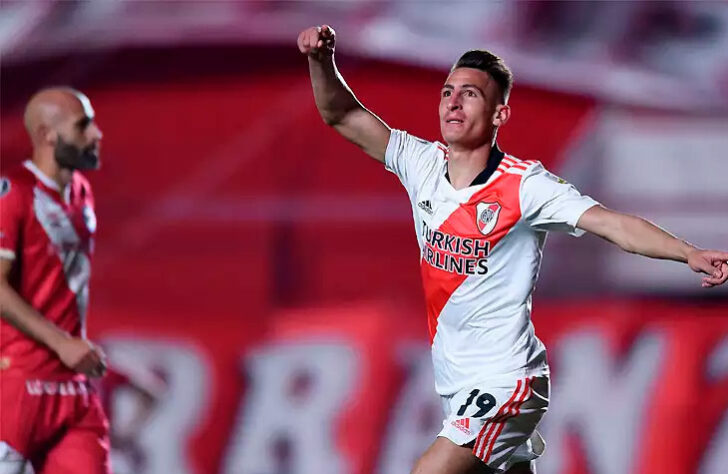 1.734.000 camisas do River Plate foram vendidas em 2021