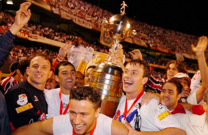 Além do Santos, o São Paulo é, atualmente, o único tricampeão brasileiro do torneio. O último título foi em 2005, após empatar o jogo de ida com o Athletico Paranaense por 1 a 1 e vencer o Furacão por 4 a 0 na volta.