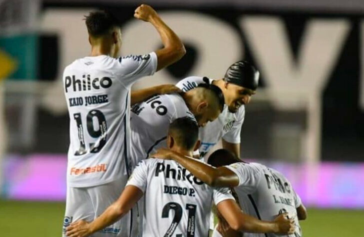 10º colocado - SANTOS (21 pontos) - 16 jogos - Título: 0,18% - G6: 15,5% - Rebaixamento: 10,4%