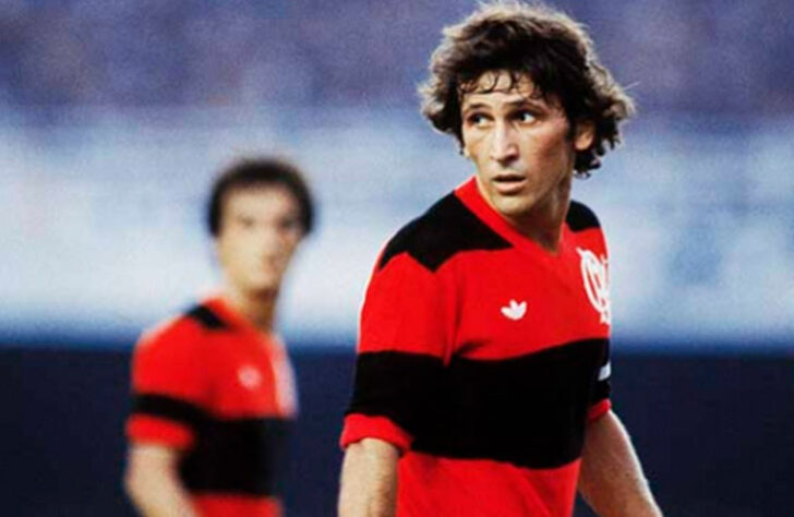 5 - Zico (1971 - 1989): 135 gols e 249 jogos.