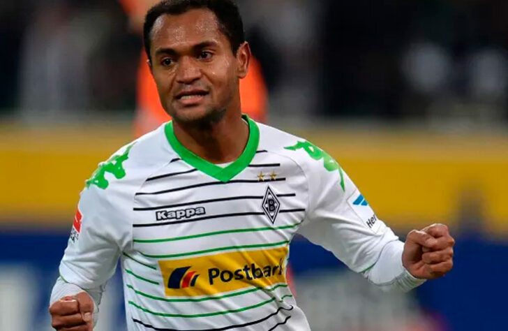 Raffael - 36 anos - Atacante - Último clube: Borussia Mönchengladbach - Sem time desde: 01/07/2020