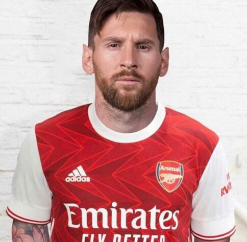 Após saída do Barcelona, montagens na web colocam Lionel Messi em outros clubes - Arsenal.
