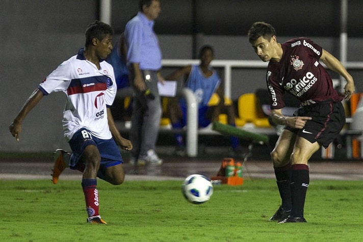 Alex - 29/6/2011 - Bahia 0 x 1 Corinthians - Campeonato Brasileiro.